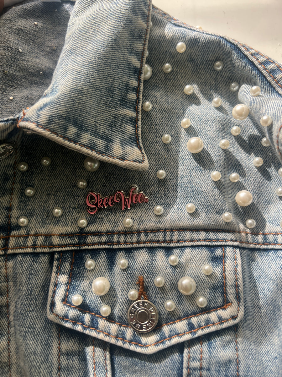 Skee Wee Lapel Pin